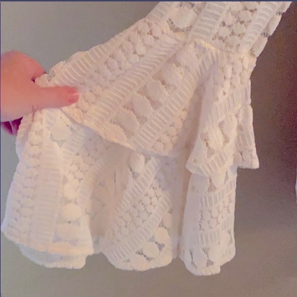 Hummingbird crocheted top with butterfly sleeves - EUC - Picture 3 of 7